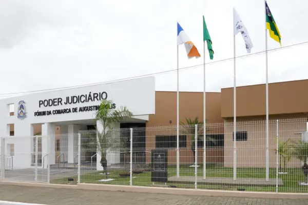 Lavrador pega 20 anos de prisão por tentar matar ex-companheira a pauladas enquanto dormia com o neto