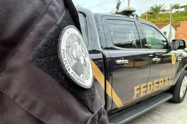 PF mira pessoas ligadas ao líder do PL em operação sobre suspeita de desvios de recursos públicos