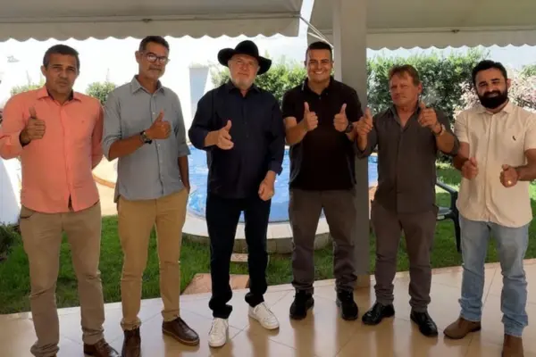 Vereadores de Colinas do Tocantins declaram apoio ao pré-candidato, Mauro Carlesse - Foto: Divulgação