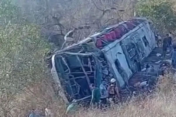 Capotamento deixa mortos e feridos em São José da Tapera — Foto: Reprodução/Redes sociais